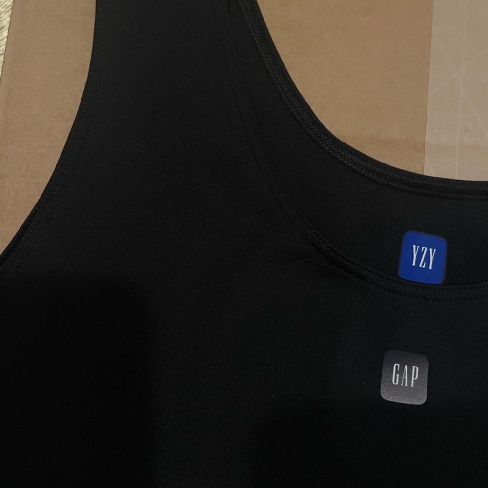 YZY GAP TANK TOP